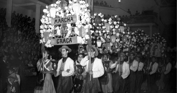Marcha Popular da Graça, em 1950, a desfilar no Pavilhão Carlos Lopes